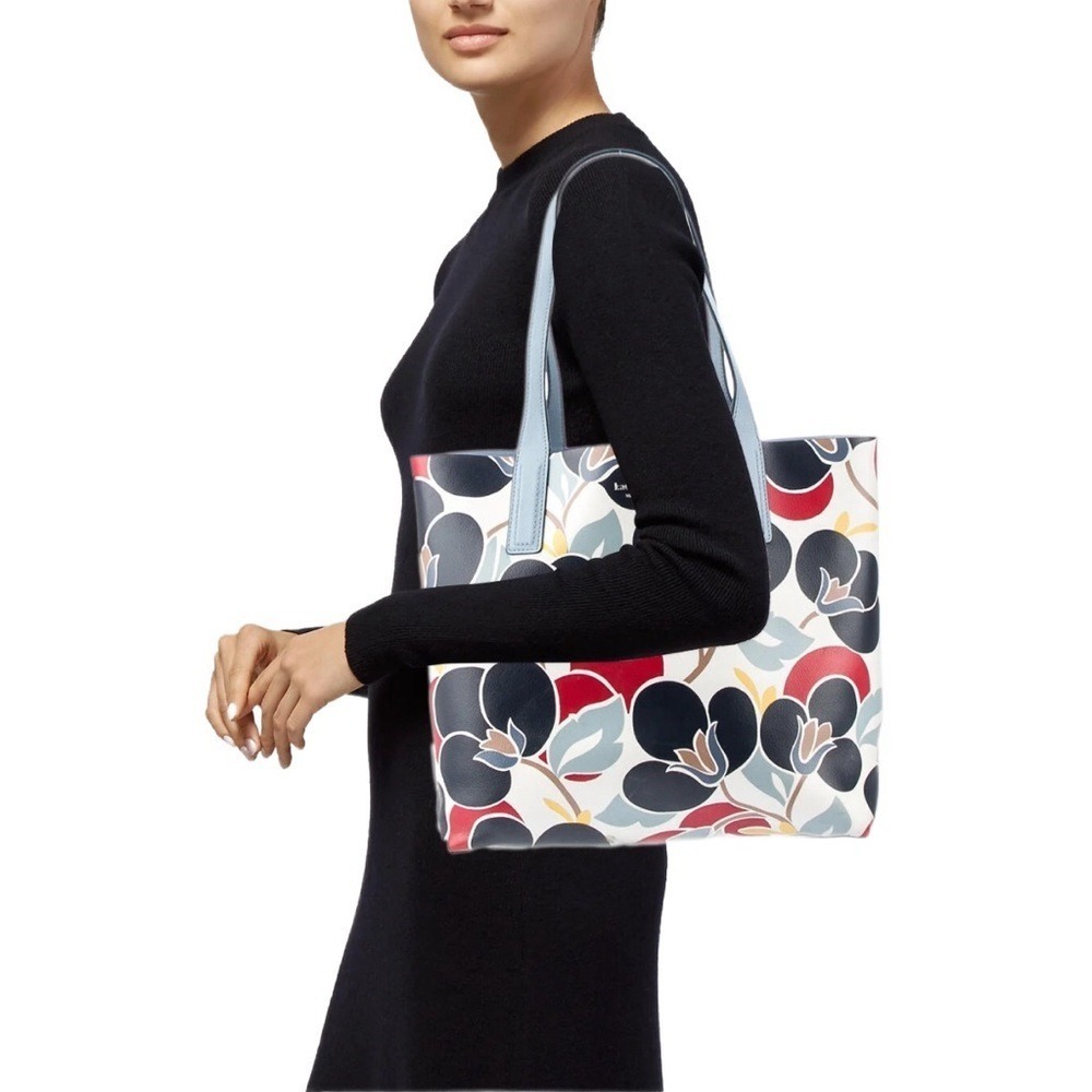 Absolutely Adorable Kate Spade Mya Breezy Blue and‎ Red Floral Reversible Tote